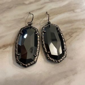Kendra Scott Danielle gunmetal and black